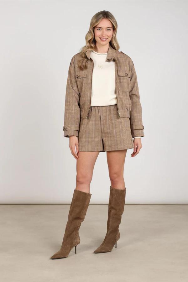 Esmee_Shorts_Check