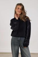 Suzanne_Pullover_Strass_2